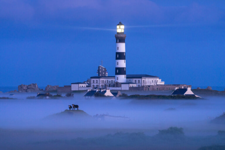 2022_0506_Bretagne_Finistere_Ouessant_Brume_Sunrise_Earth_DSC06558(1)