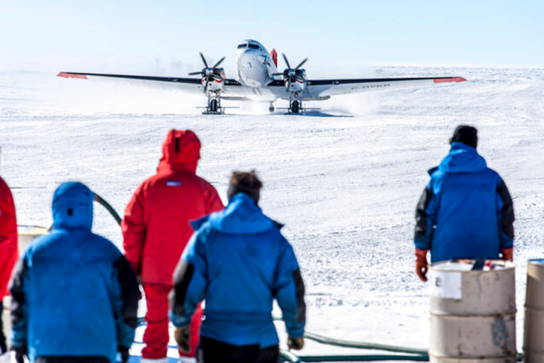 Hivernants à l'institut polaire