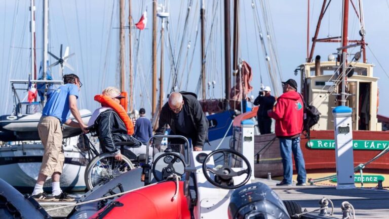 Tout le monde à bord ! Les bateaux accessibles